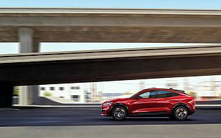 Mach-E 不光是匹野马，这四个设计和功能让它与众不同