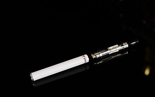 裁員、庫存積壓、停產(chǎn)！年銷售額超337億的大產(chǎn)業(yè)，一夜入冬？