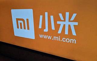 小米宣布高管变动：联创黎万强离职；卢伟冰出任中国区总裁