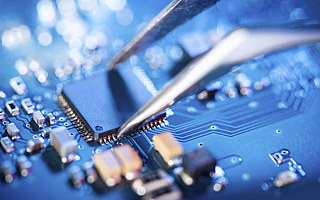 【產業h互聯網周報】松下退出半導體市場；亞馬遜云計算部門AWS將發布二代自研芯片；戴爾計劃以10億美元的價格出售安全部門RSA