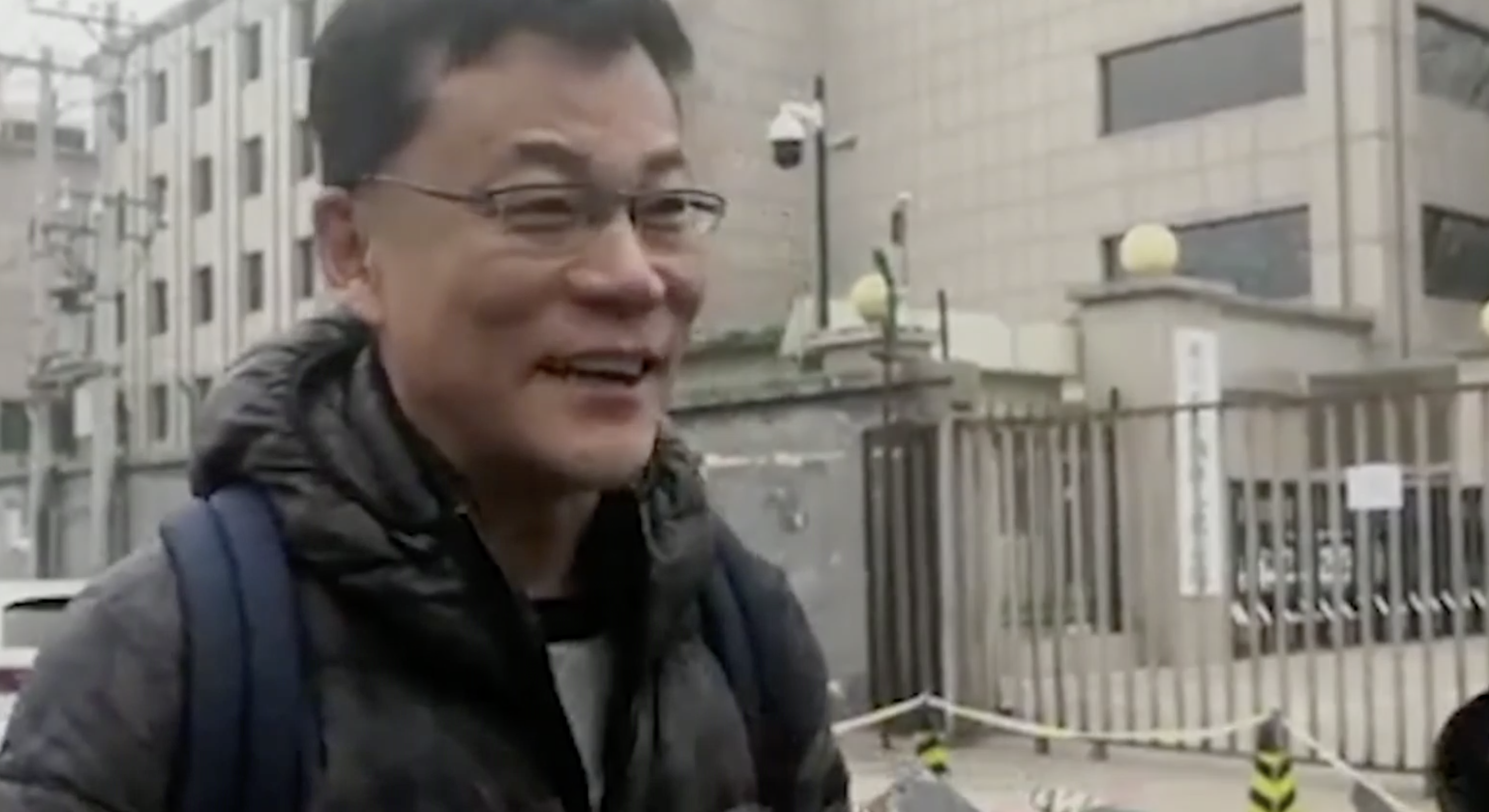 李国庆回应当当蹭热度：我没有蹭热度　谁用这种事蹭热度那多恶心啊