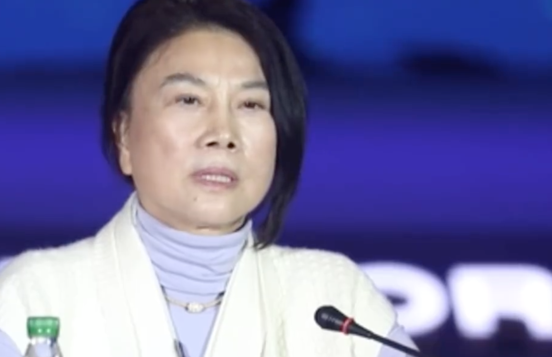 董明珠称靠包装不一定能做网红，成为网红要感谢9万名员工