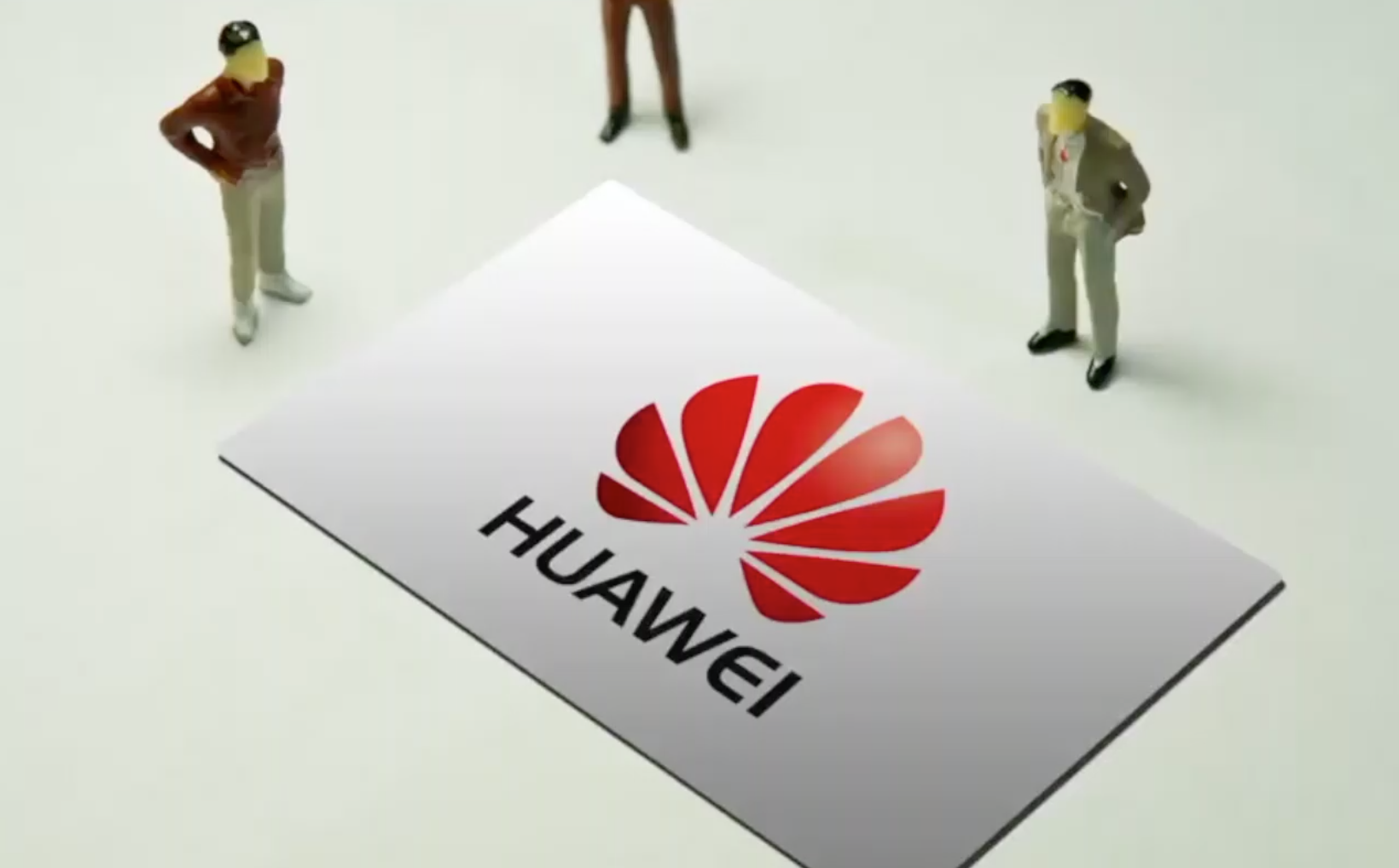 余承东转发文章　表态前员工事件