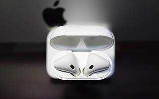 AirPods不光是苹果的现金牛，还是下个时代的入口