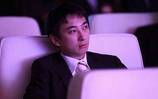 王思聪，一场非典型富二代的自救