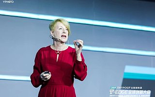 专访AI教育领路人Rose Luckin：当AI碰撞教育，科技范的未来教育什么样？ | 2019 T-EDGE