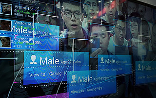 【钛晨报】支付宝微信回应3D面具破解人脸识别：可申请全额赔付；熊猫互娱被判向腾讯支付360万元；谷歌收购Looker遭英国监管机构调查