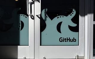 GitHub“入华三问”