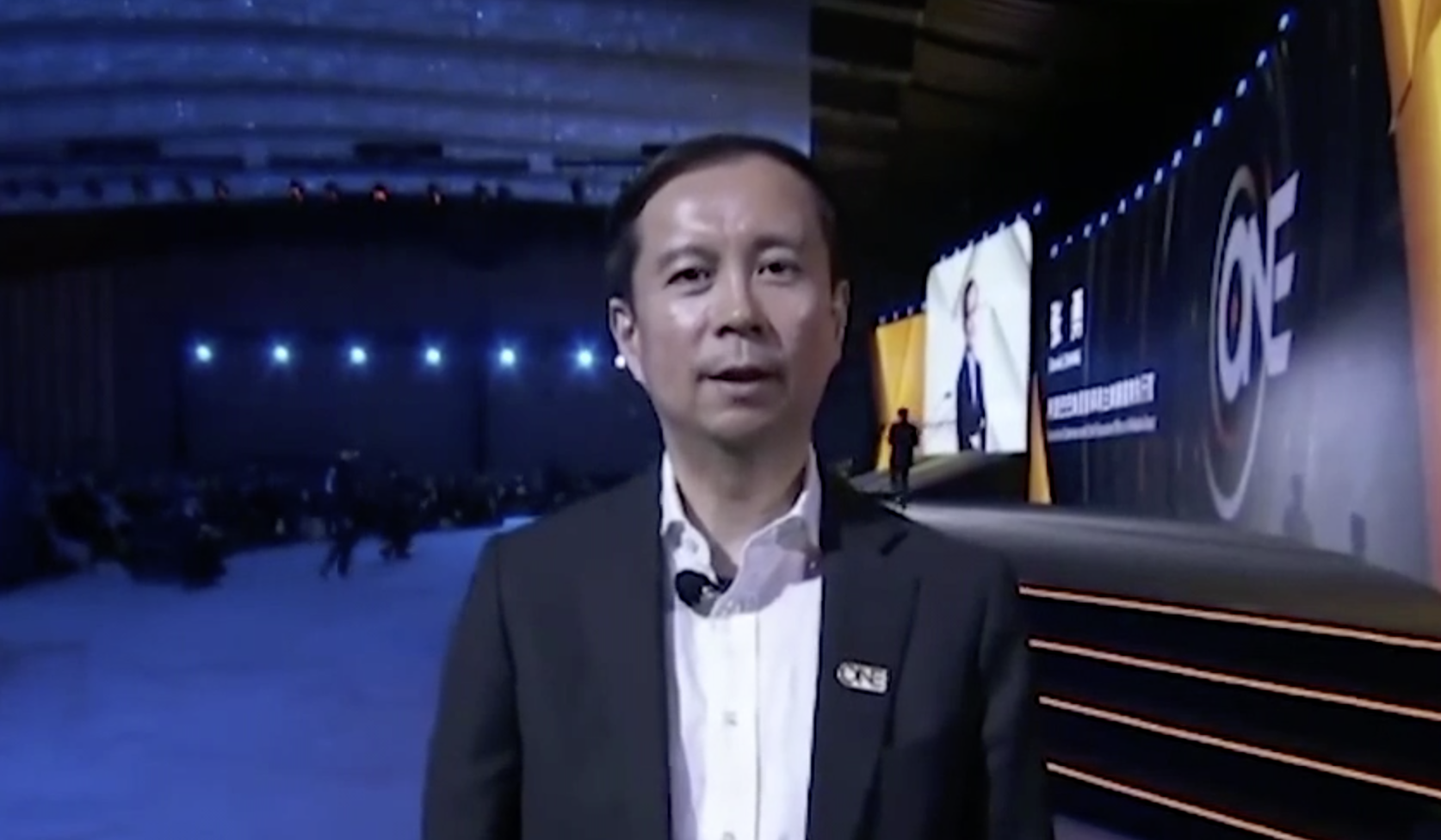 张勇首次直播，商家：想给你刷火箭