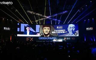 猎豹移动傅盛：智能服务机器人的核心在于对产品的定义