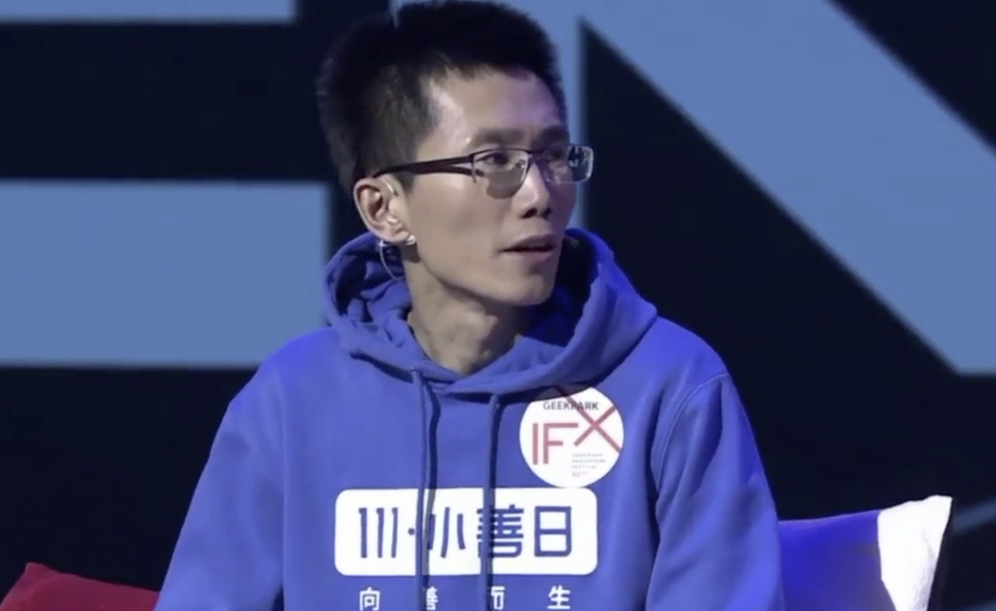 沈鹏：扫楼筹款风波处理的还可以