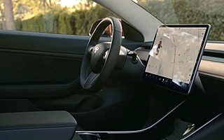 馬斯克確認特斯拉將提供“打盹模式”功能