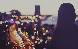 一人經濟：孤獨背后的商業狂歡