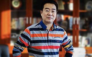 差点被支付宝打趴，如今一口气分光8亿利润，他打的什么算盘？