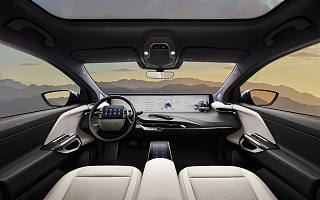 基于数字平台的中控大屏，是拜腾需要解答的最后一问