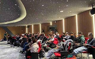 左手AI，右手AR：讓每個開發者成為創造世界的藝術家