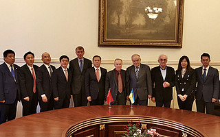 廣州高新區與烏克蘭國家科學院共建中烏國際（黃埔）創新研究院