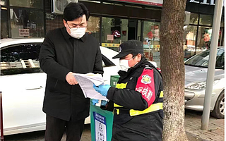 区领导检查疫情防控工作