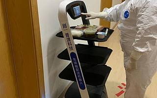 无人机、AI诊疗......黑科技杀入防疫战场？