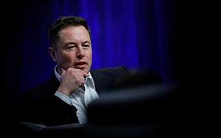 马斯克称政府应加强对人工智能监管
