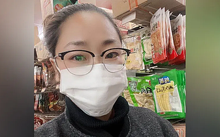 温州超市老板娘：60000只口罩全送人，忘了给自己留一个