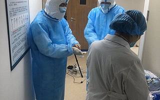 創維VR助力中國移動抗“疫”一線，“5G+VR遠程探視”新冠肺炎患者