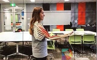 離開書本也能學習？澳洲樂卓博大學宣布使用AR技術代替教科書