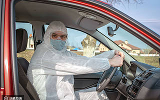 如何在车内放心地摘掉口罩？