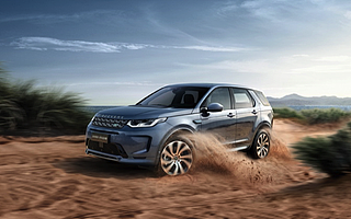 越野硬汉的科技升级，全新路虎发现运动版发布 | 一线车讯