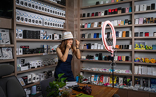 人生不想输，直播去义乌