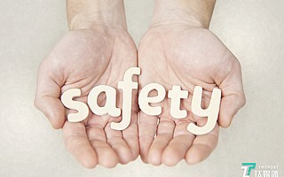 轻松筹：在噪音中狂奔