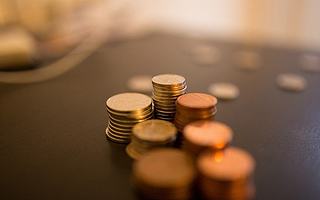 资本市场“放水”余额宝收益率持续破2% 万元日赚五毛？