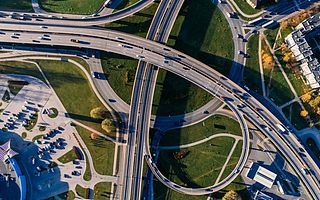 做“不纯粹的开发商” 华夏幸福依靠“多元模式”获稳健增长