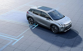 埃安V来了，600公里续航仅售17万，大厂觉醒后，特斯拉怎能不慌？