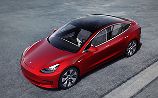 特斯拉连续三个季度盈利，国产Model 3将降至30万元内 | 看财报