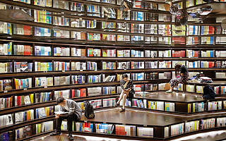 “古典自媒体”大讨论：我们为什么不做短视频和直播？