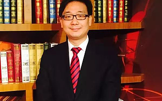 电商法起草专家杨东谈假货洼地：要加大对社交电商平台点对点监管