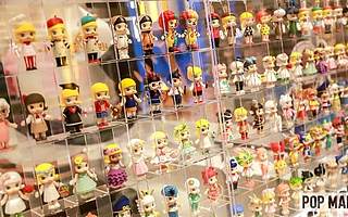 卖盲盒有多暴利？33岁夫妻年入16亿，旗下网红公司要上市了