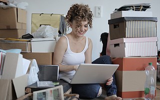 逸仙电商借“完子心选”切入护肤品赛道  能走“完美日记”的老路子吗？