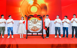 网易成功在港二次上市：游戏业务是现金牛，创新业务毛利率低