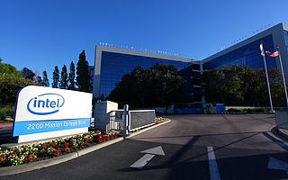 英特尔芯片总设计师因个人原因宣布辞职，曾帮助公司押注微处理器领域