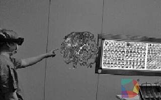 醫(yī)生戴VR眼鏡做腦瘤手術(shù) 又快又有準(zhǔn)頭