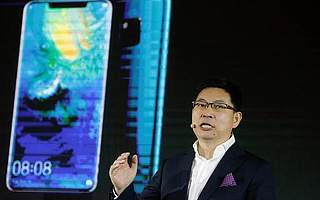 华为登顶全球手机销冠：“余大嘴”吹过的牛，提前一年实现了