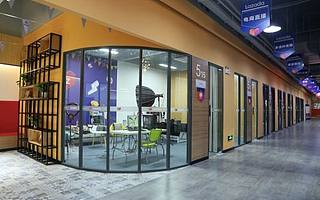 阿里“春雷”响西南，Lazada首个跨境创新中心在南宁启用