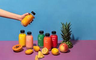 他一年打爆两个新品牌：一个年入3亿，一个靠单款产品火了