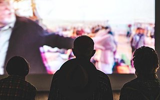 该关爱一下影视行业了