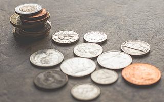 7个月内经历3亿美元到10亿美元估值 轻松筹到底该值多少钱？