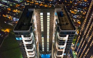 知名物业却被小区业委会解聘 万科物业多少有点尴尬