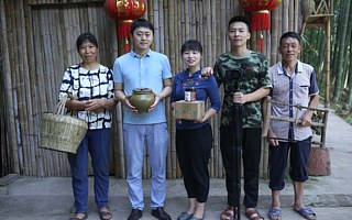 从厂妹到700万粉丝网红：川妹子在淘宝逆袭