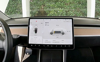 马斯克透露，400 瓦时/公斤电池将在三到四年内量产